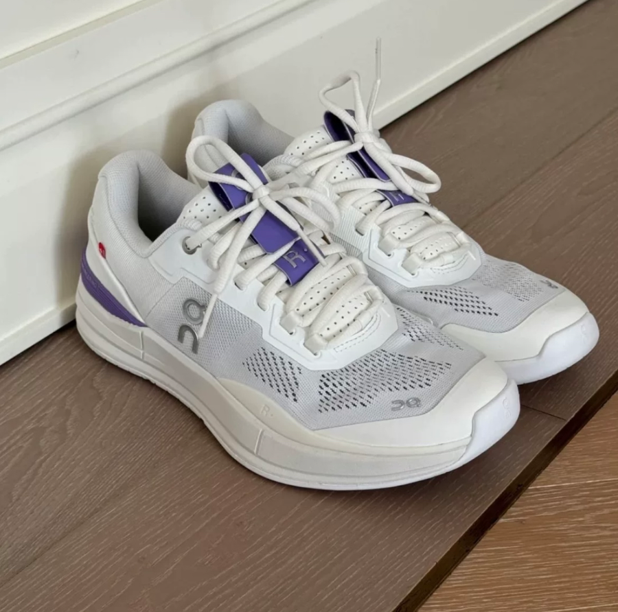  Giày Nữ On The Roger 'Purple' 