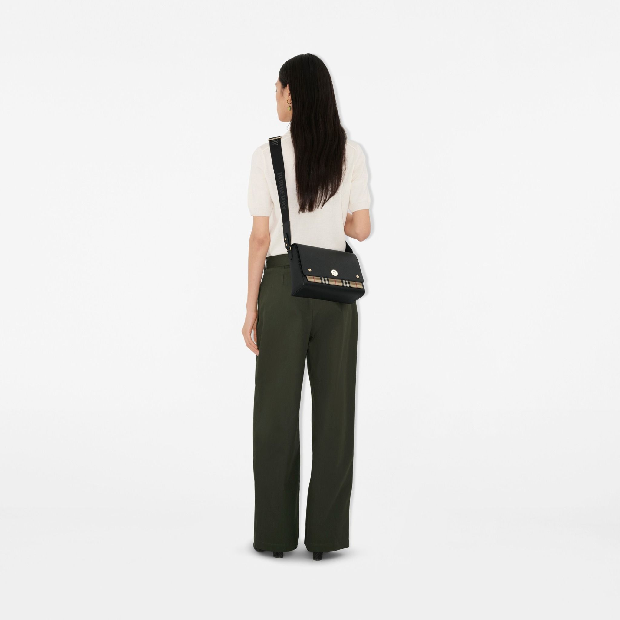  Túi Nữ Burberry Note Bag 'Black' 