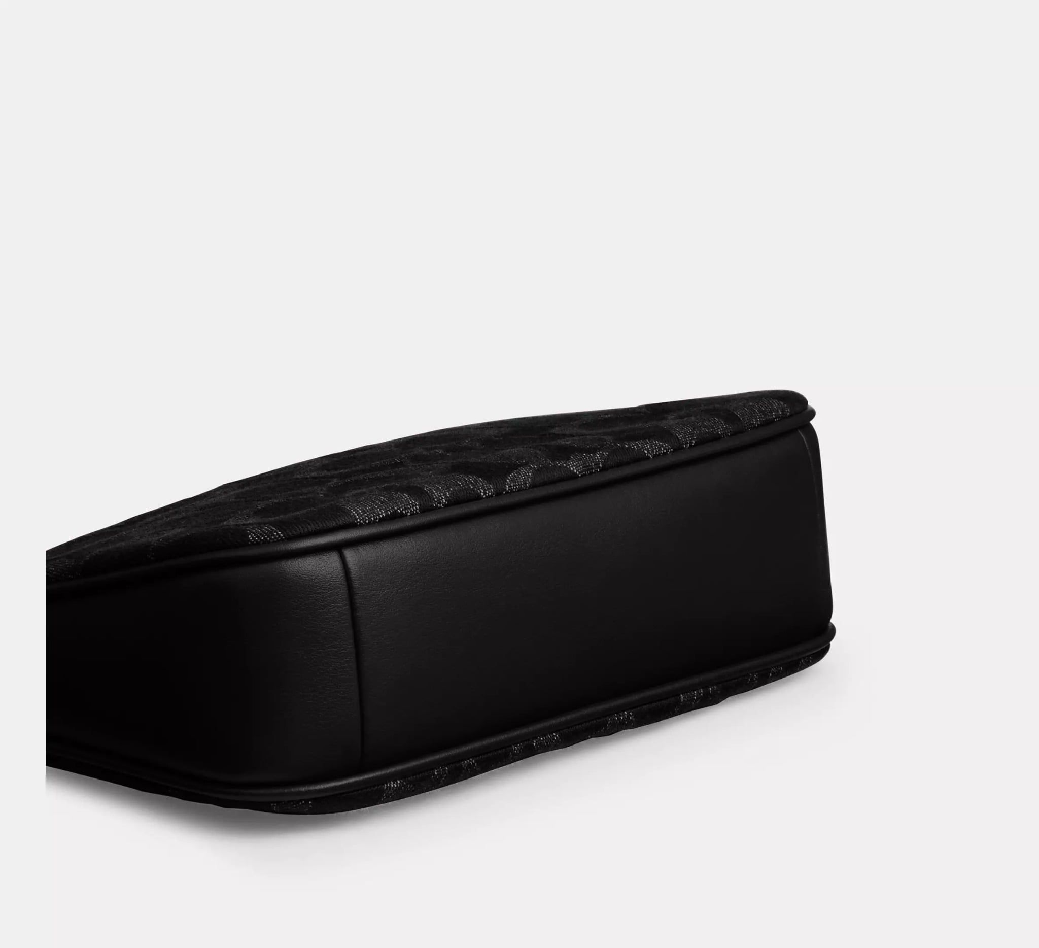  Túi Nữ Coach Nolita 19 'Black' 