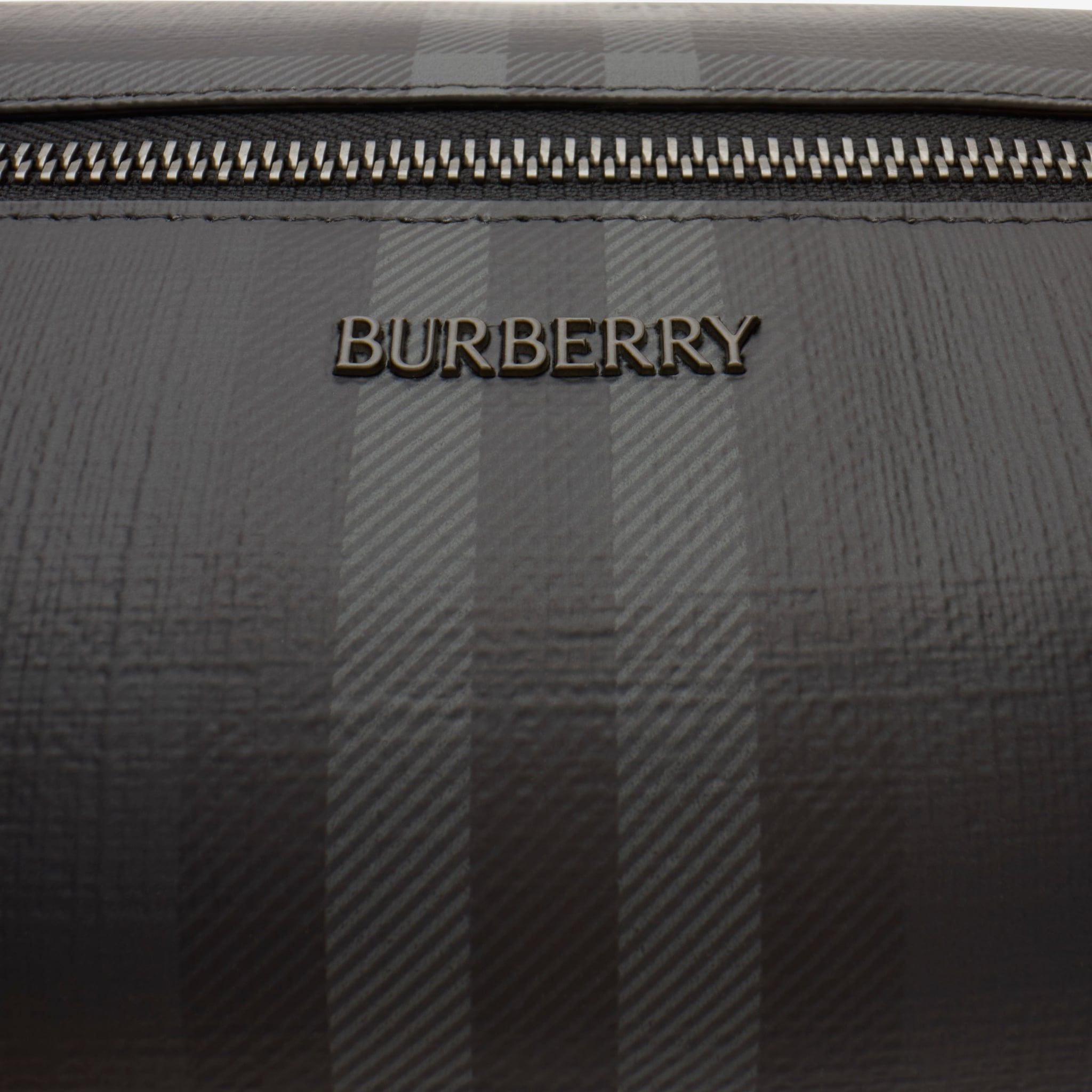  Túi Burberry City Check Travel Pouch 'Iron Grey' 