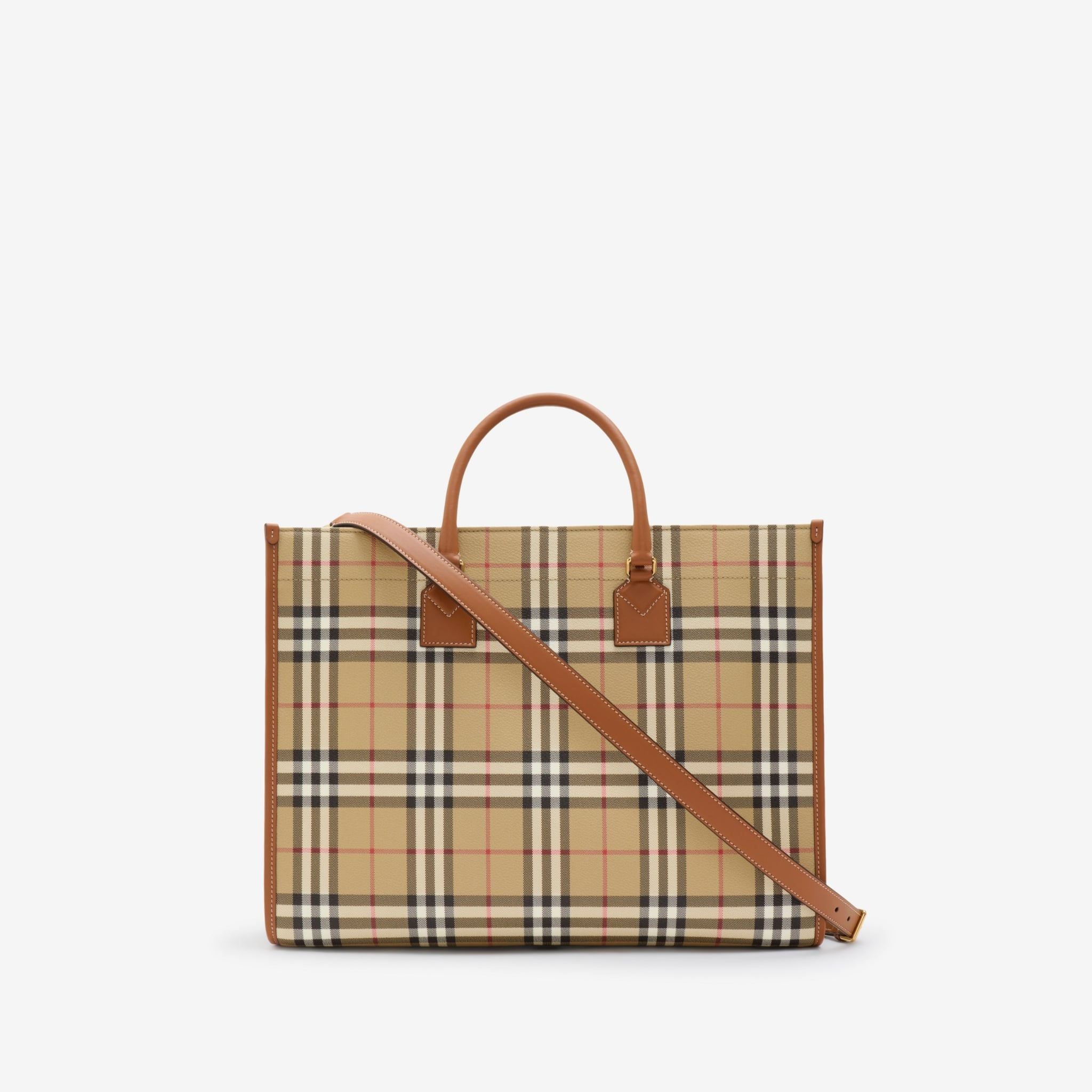  Túi Burberry Medium Freya Tote 'Beige' 