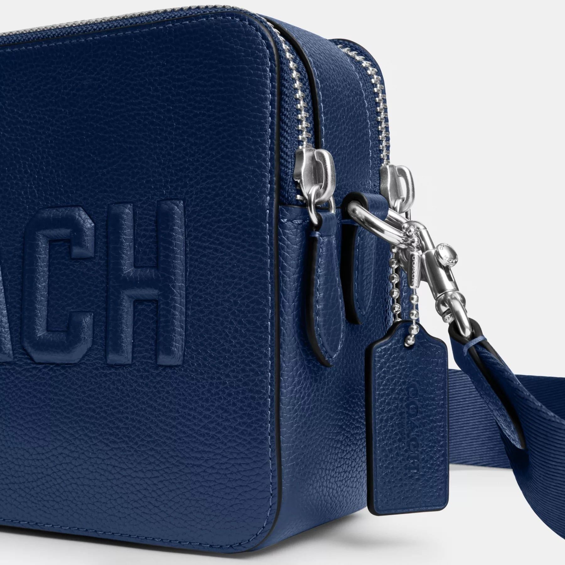  Túi Coach Graphic Charter Crossbody Bag 24 'Navy' 