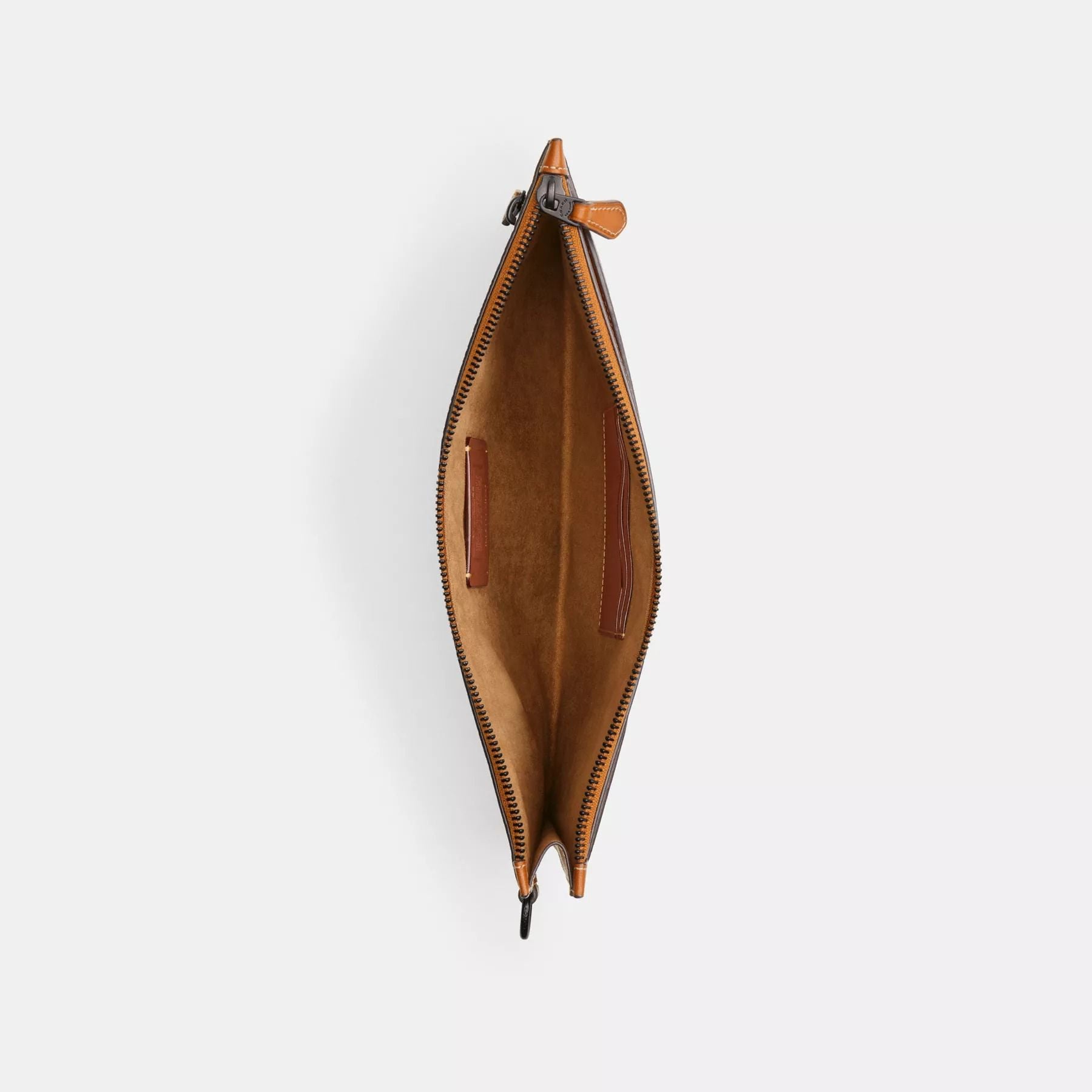  Túi Coach Hitch Pouch 'Truffle' 
