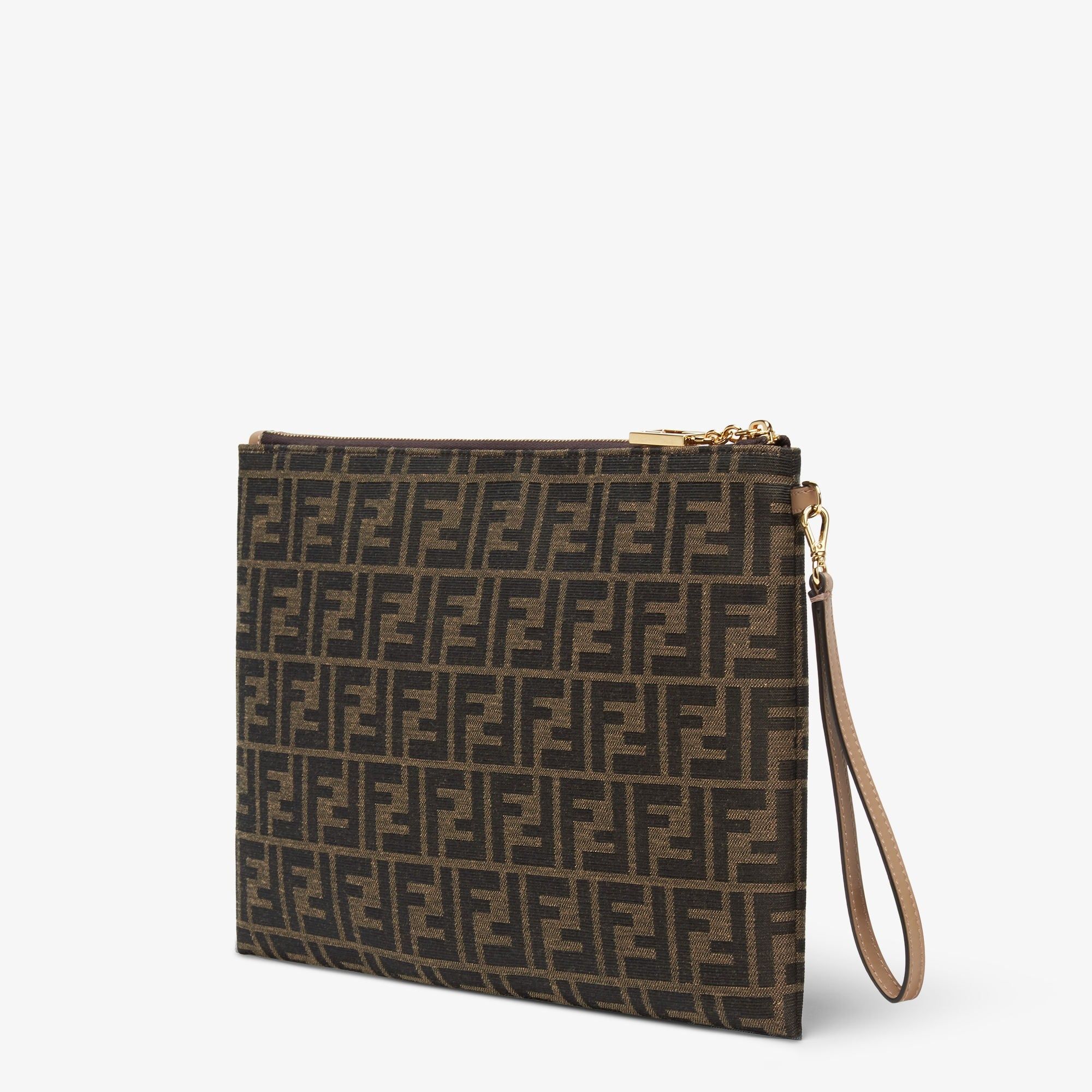 Túi Fendi Large Tube Flat Pouch 'Brown' 