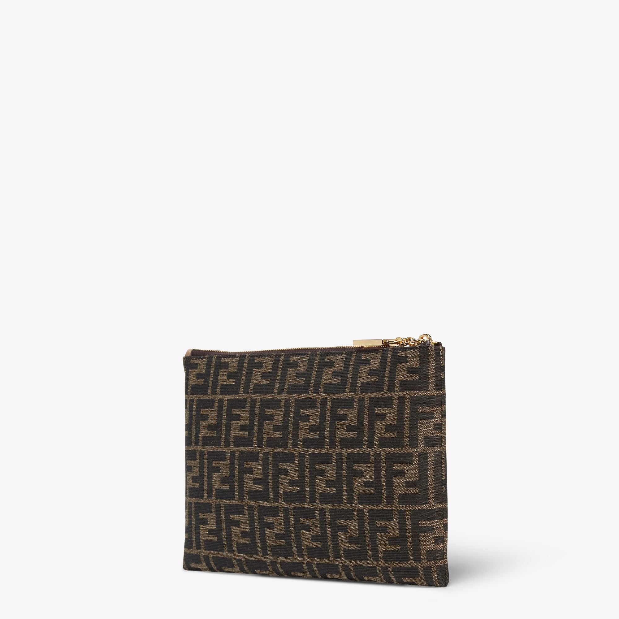  Túi Fendi Medium Tube Flat Pouch 'Brown' 