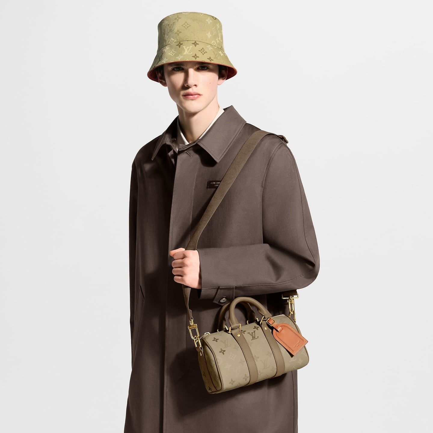  Túi Louis Vuitton Keepall Bandoulière 25 Bag 'Sand Beige' 