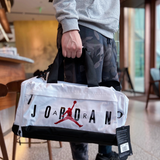 Túi Nike Air Jordan Logo Duffel Bag ‘White’ 