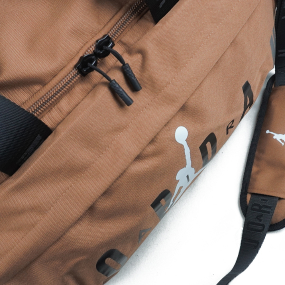  Túi Nike Air Jordan Velocity Duffle ‘Brown’ 