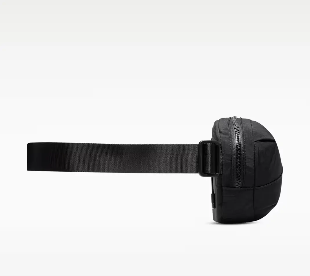  Túi Nike Aura 2L Crossbody Bag ‘Black Gunmetal’ 