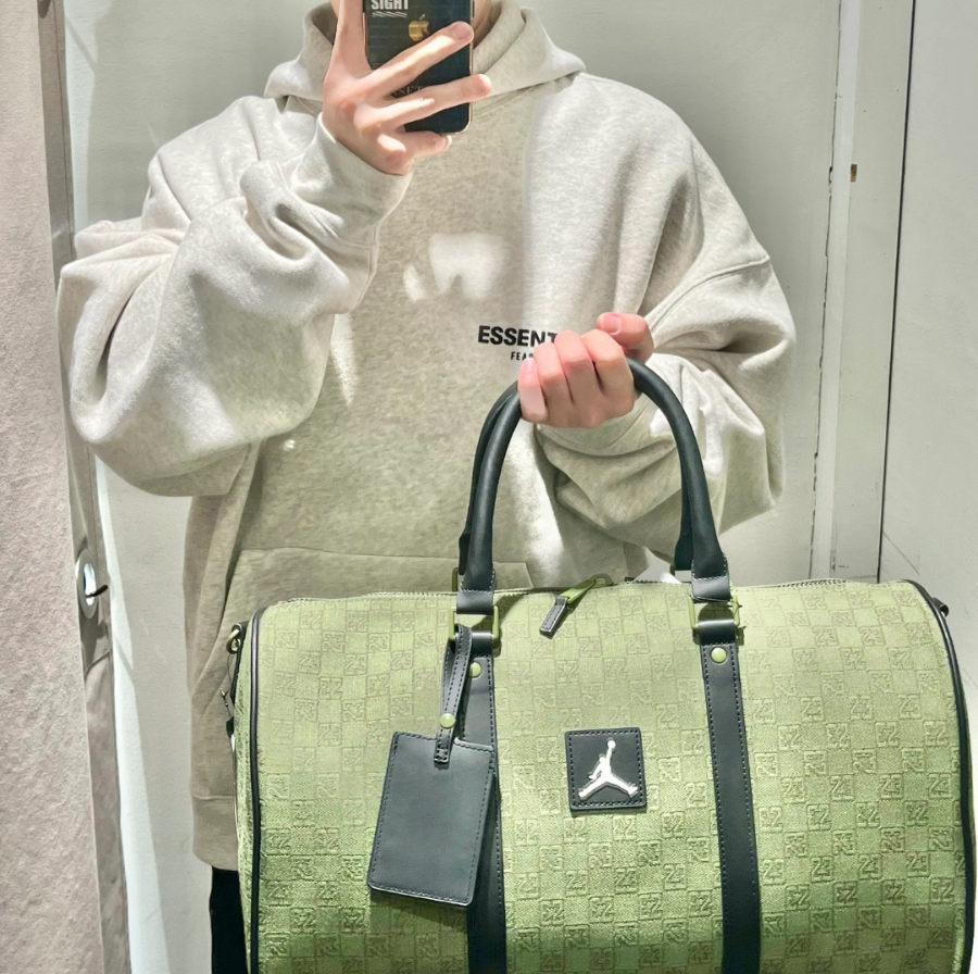  Túi Nike Jordan Monogram Duffle ‘Green’ 