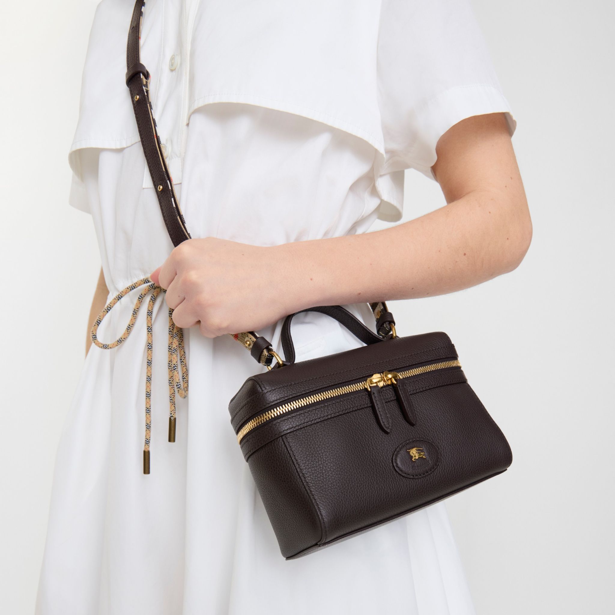  Túi Nữ Burberry Bloomsbury Vanity Bag 'Peat Brown' 