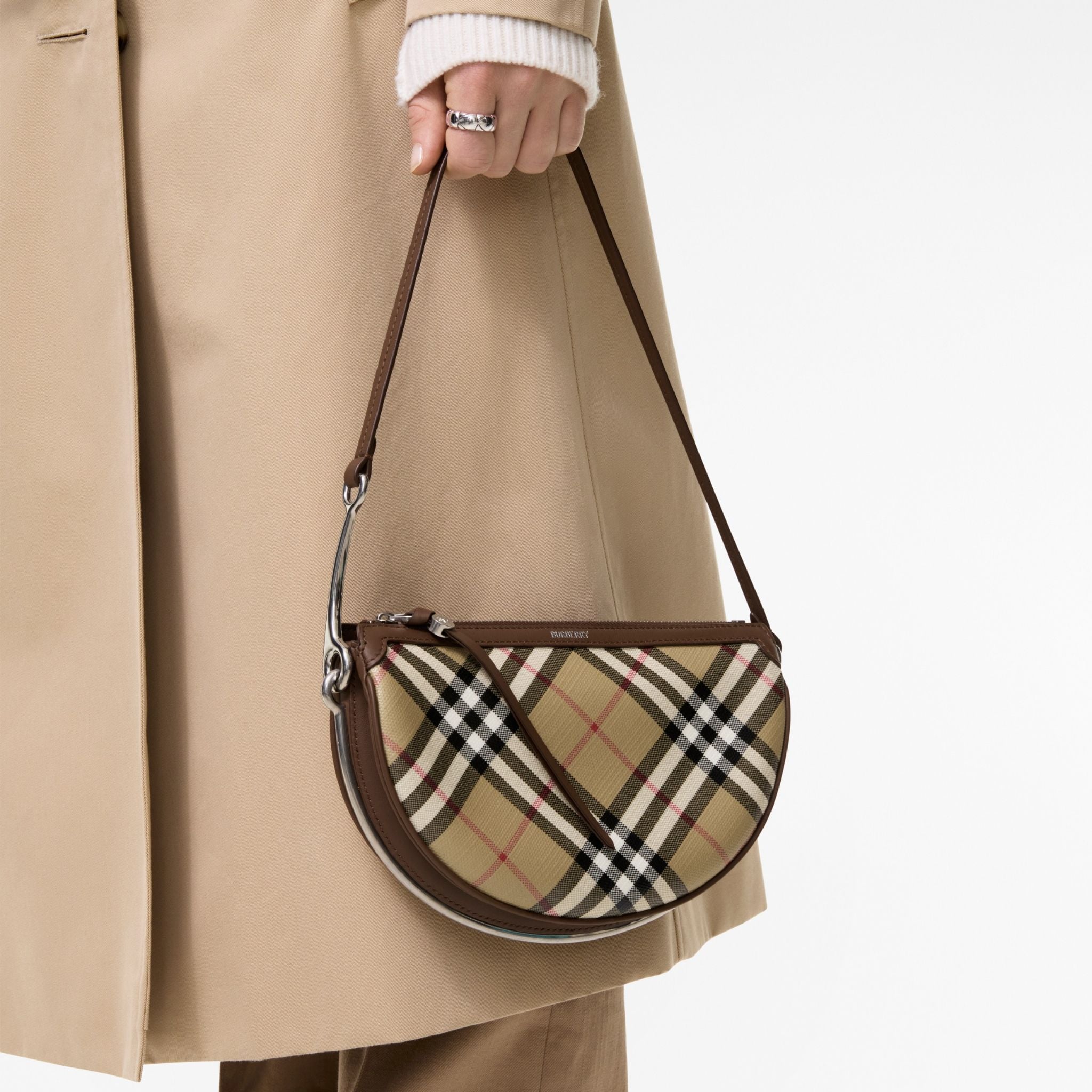  Túi Nữ Burberry Small Bridle Saddle Bag 'Beige' 