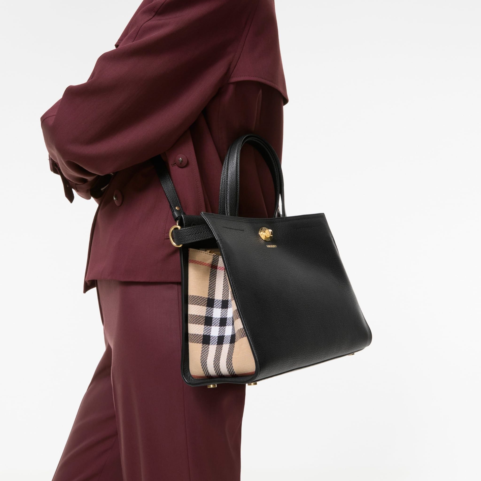  Túi Nữ Burberry Small Check Cotswolds Tote 'Black' 