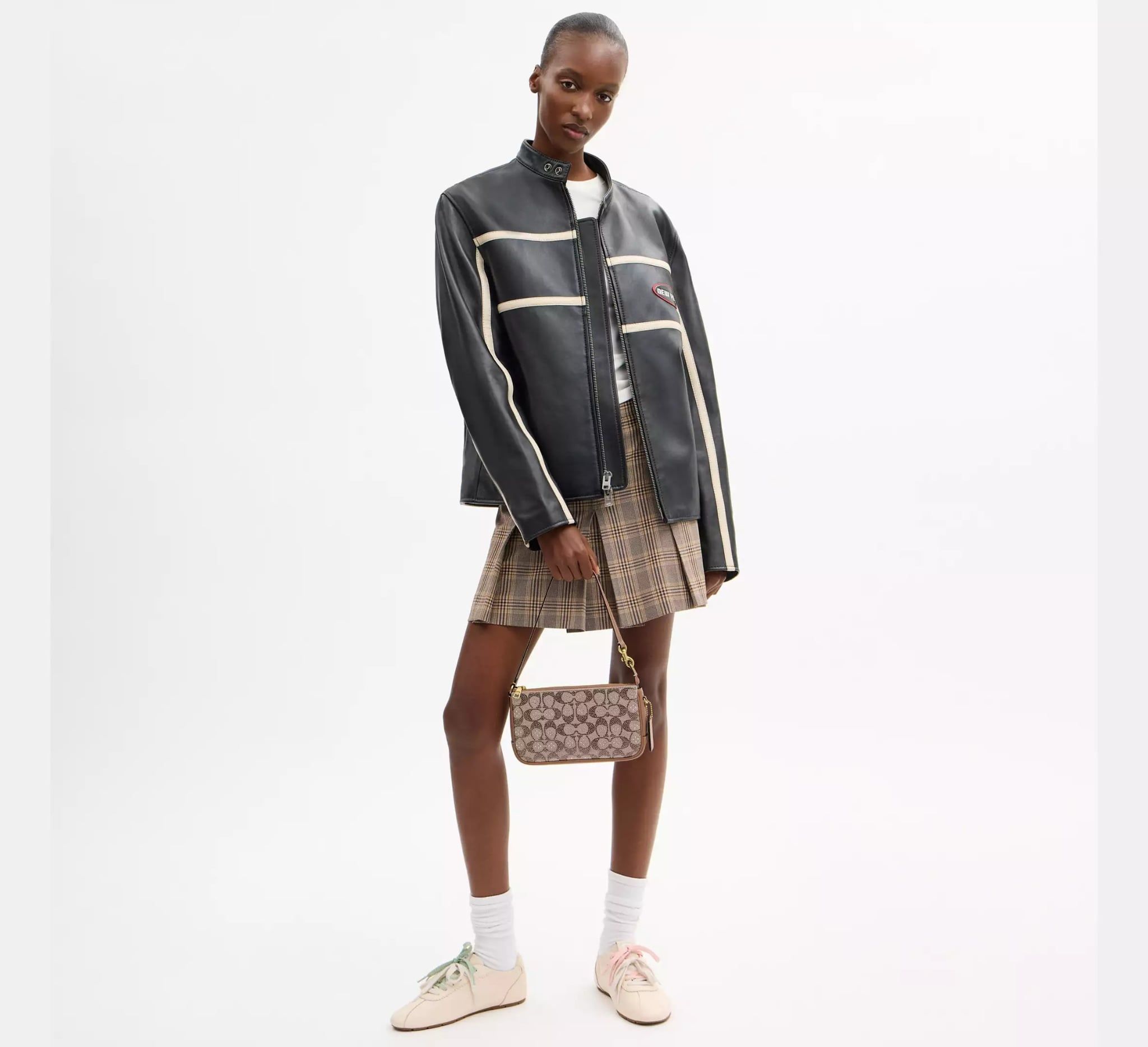  Túi Nữ Coach Plaza Bag In Crystal Jacquard 'Brass' 