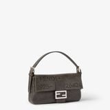  Túi Nữ Fendi Baguette Bag 'Black' 