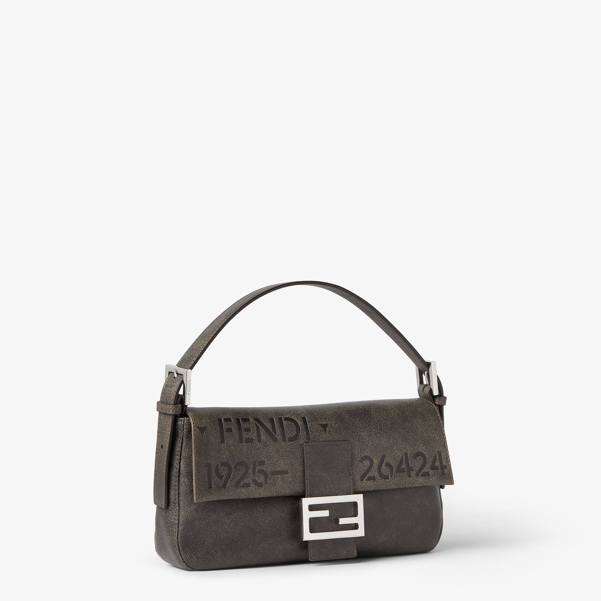 Túi Nữ Fendi Baguette Bag 'Black' 