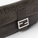  Túi Nữ Fendi Baguette Bag 'Black' 