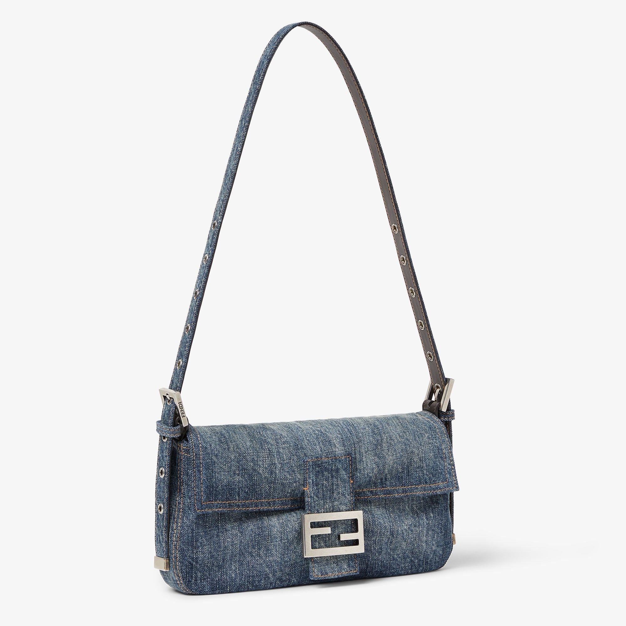  Túi Nữ Fendi Baguette Bag 'Blue' 