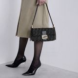  Túi Nữ Fendi Baguette Bag 'Brown' 