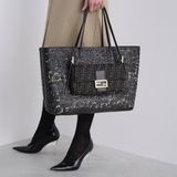  Túi Nữ Fendi Baguette Bag 'Brown' 