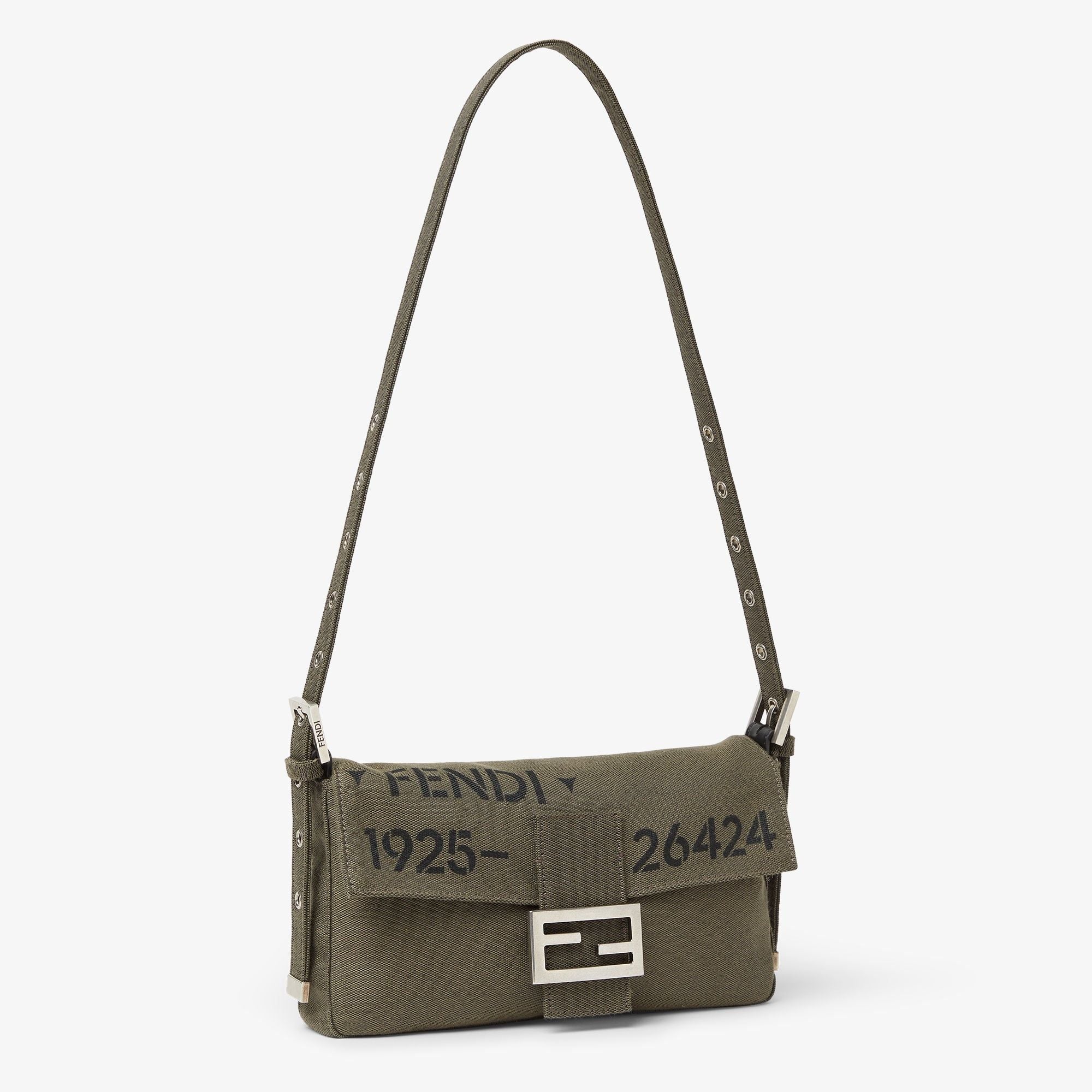  Túi Nữ Fendi Baguette Bag 'Khaki' 