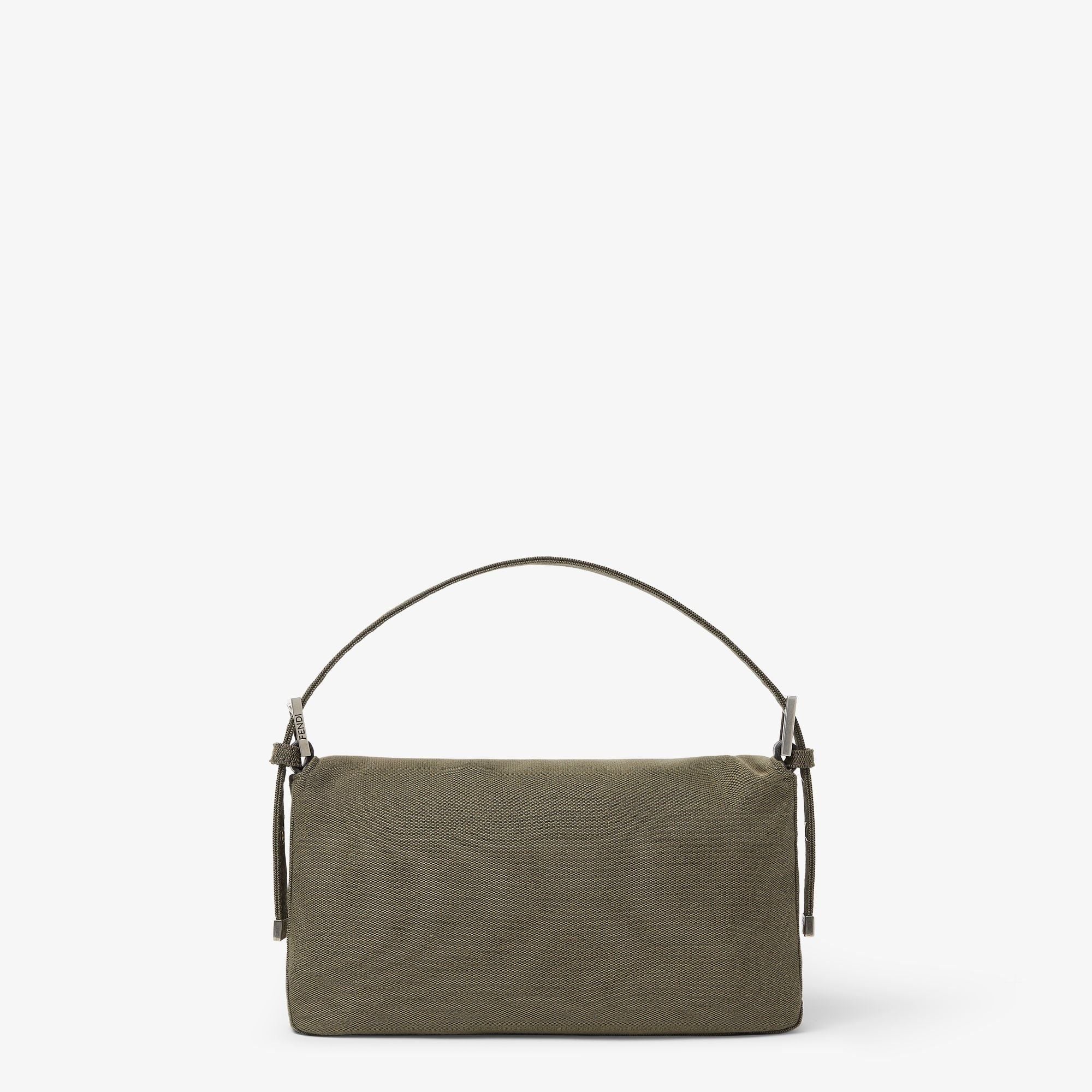  Túi Nữ Fendi Baguette Bag 'Khaki' 
