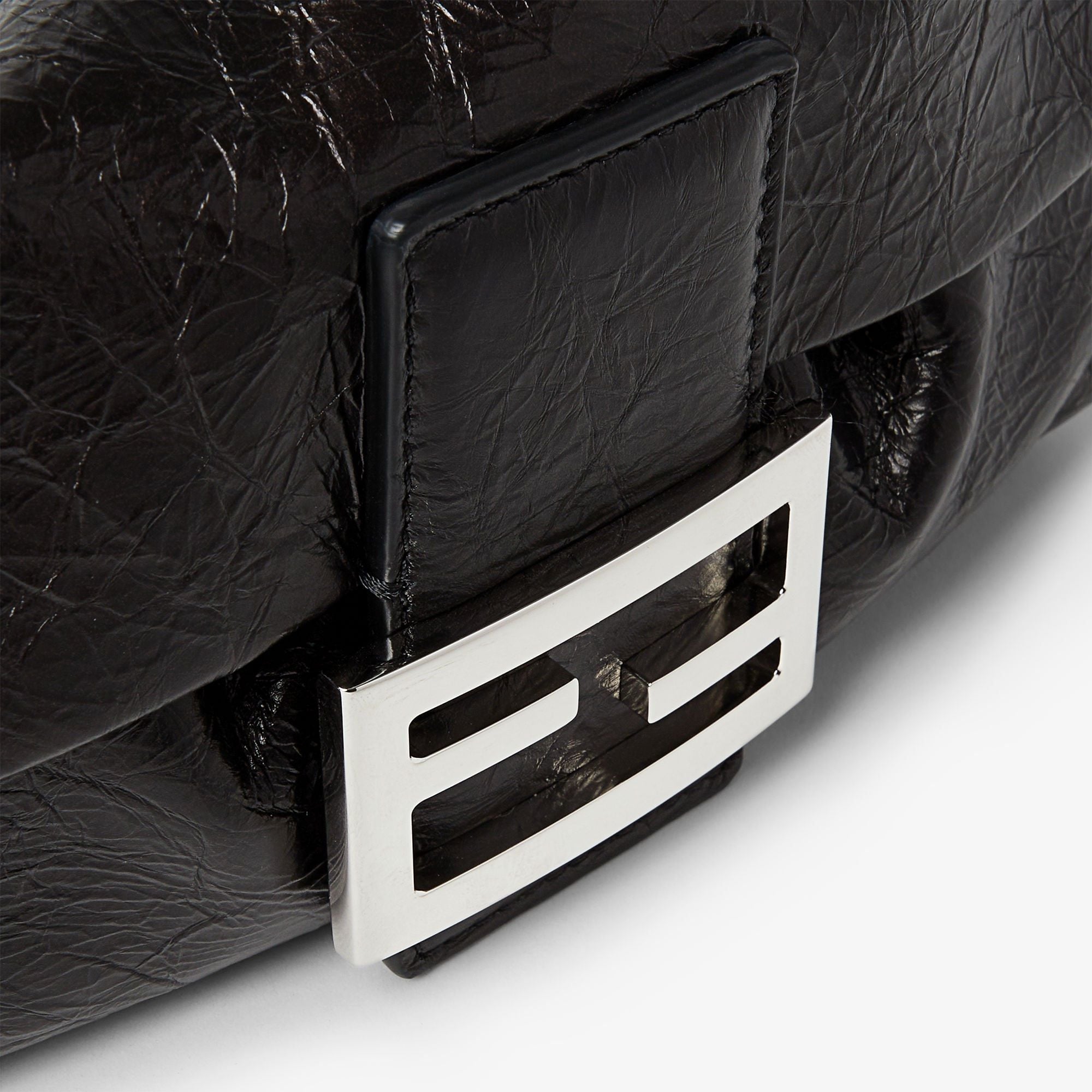  Túi Nữ Fendi Baguette Soft Small 'Black' 