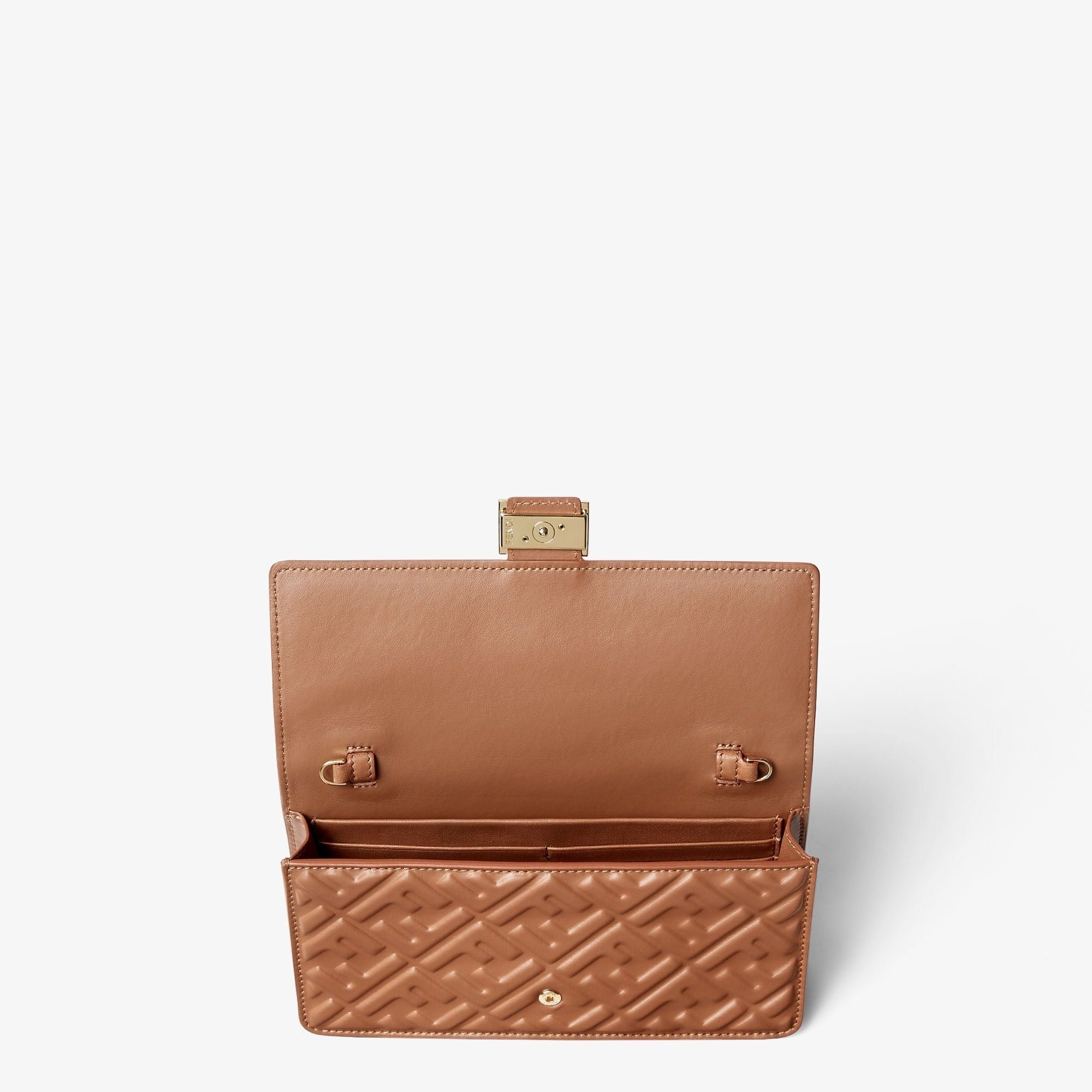  Túi Nữ Fendi Tube Wallet On Chain 'Brown' 