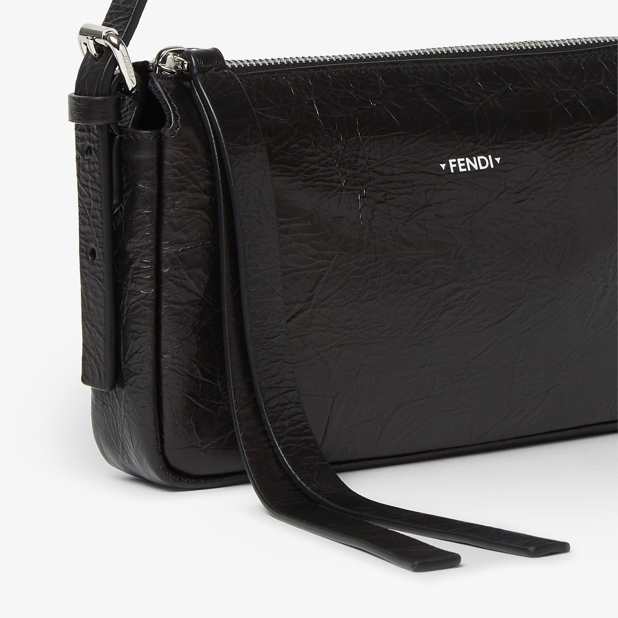  Túi Nữ Fendi Zip Top Small 'Black' 
