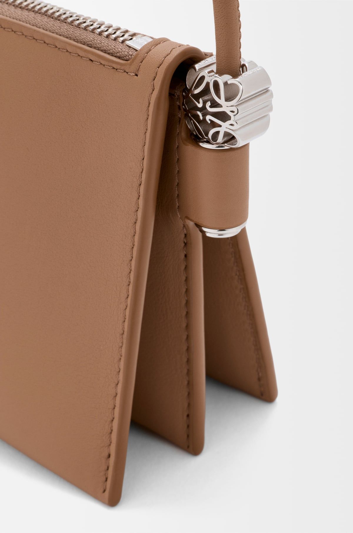  Túi Nữ Loewe Joya Pouch 'Mocha' 