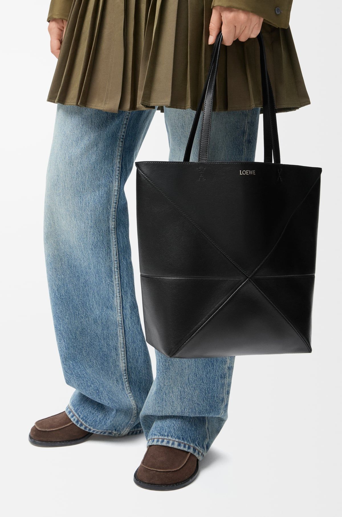  Túi Nữ Loewe Medium Puzzle Fold Tote 'Black' 