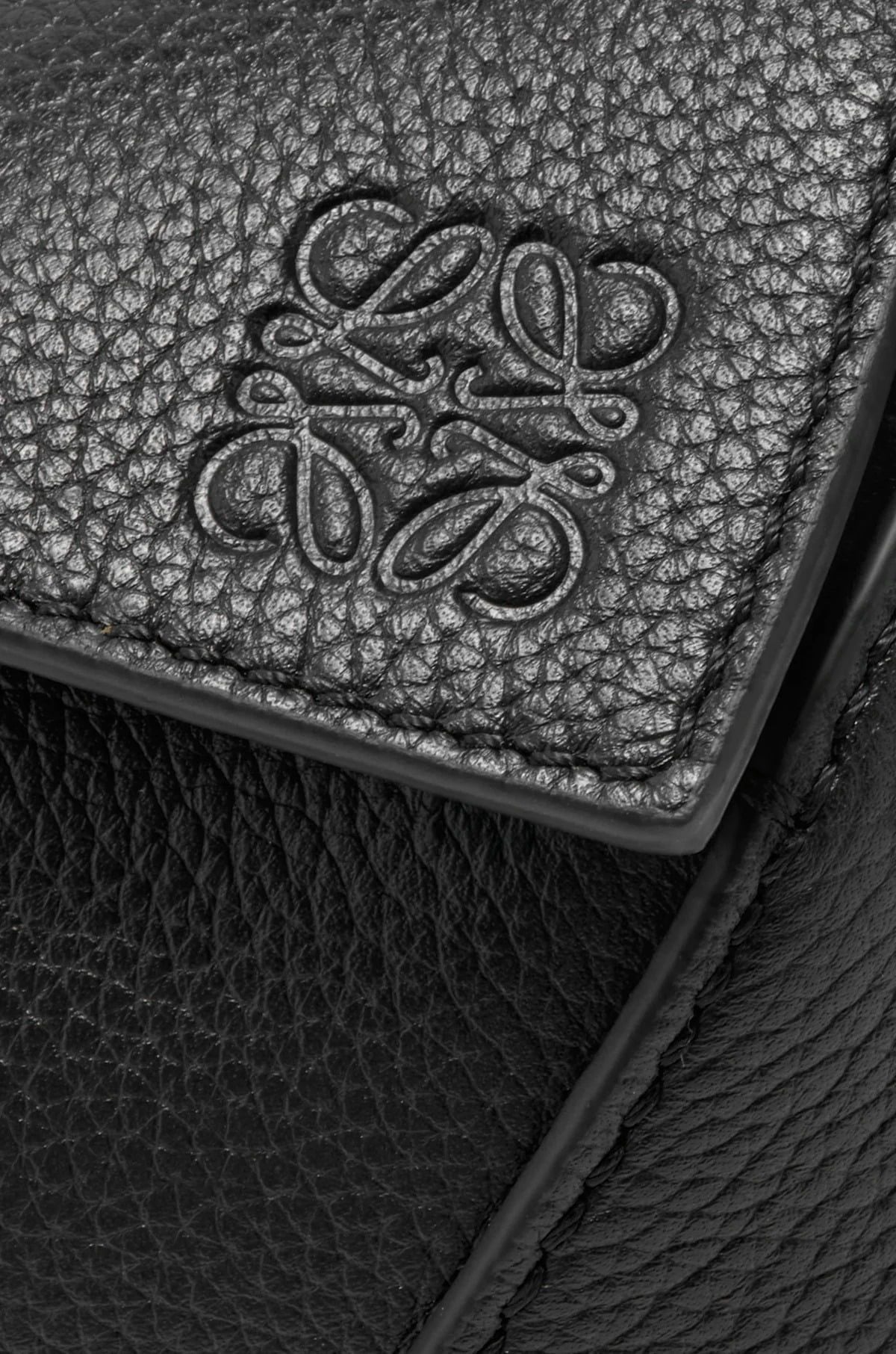  Túi Nữ Loewe Mini Puzzle Edge Bag 'Black' 