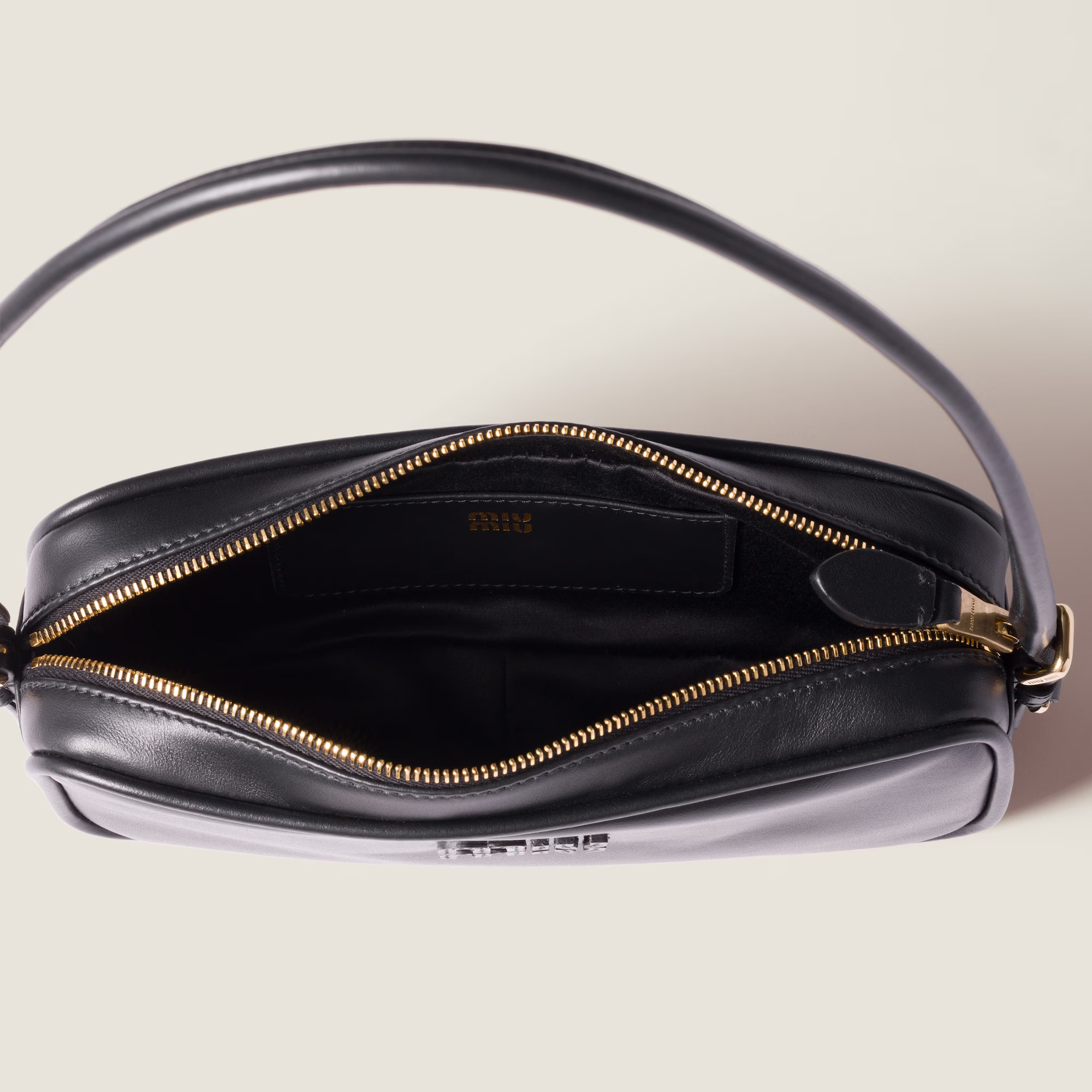  Túi Nữ Miu Miu Leather Pouch 'Black' 