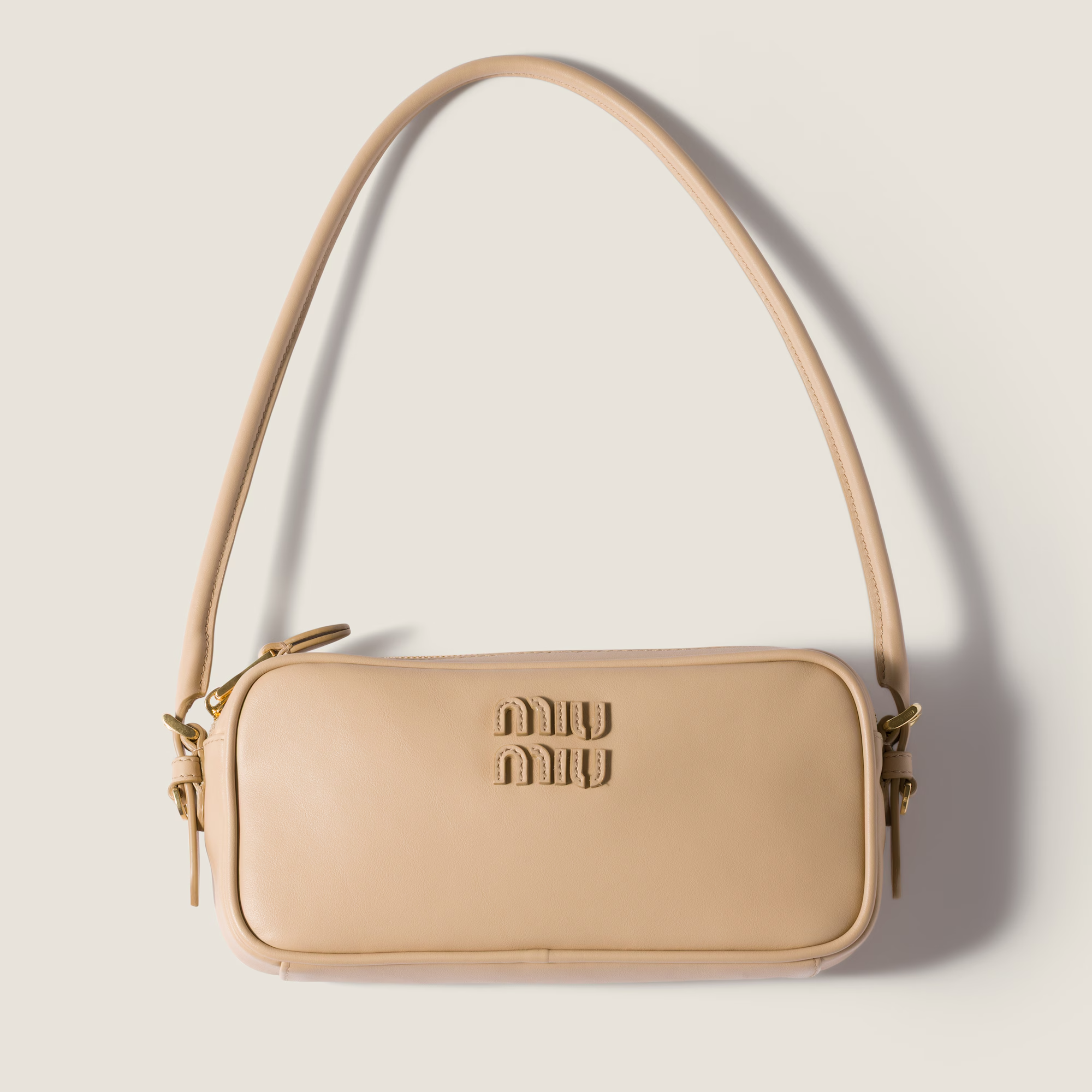  Túi Nữ Miu Miu Leather Pouch 'Sand Beige' 