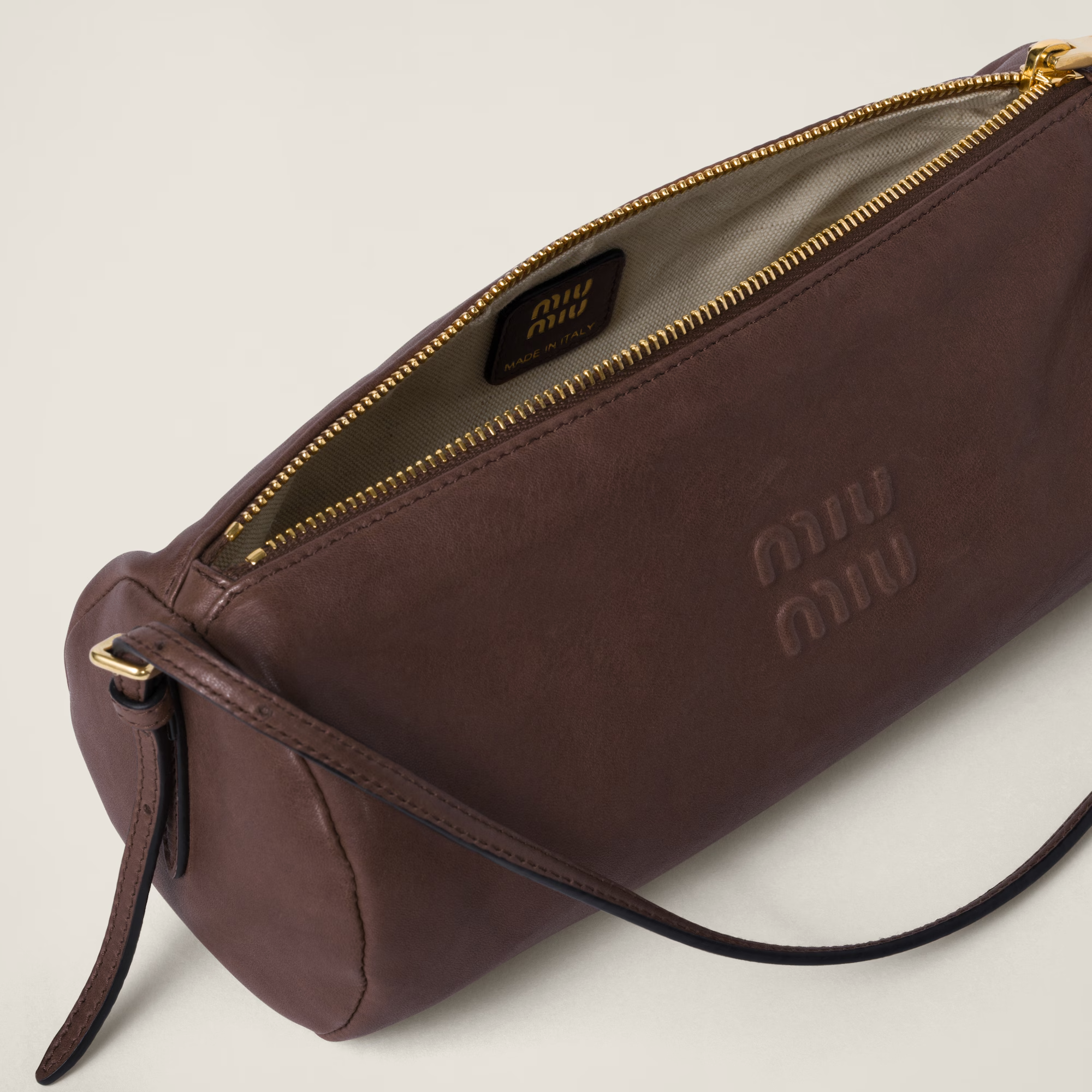  Túi Nữ Miu Miu Nappa Leather Pouch 'Briarwood' 