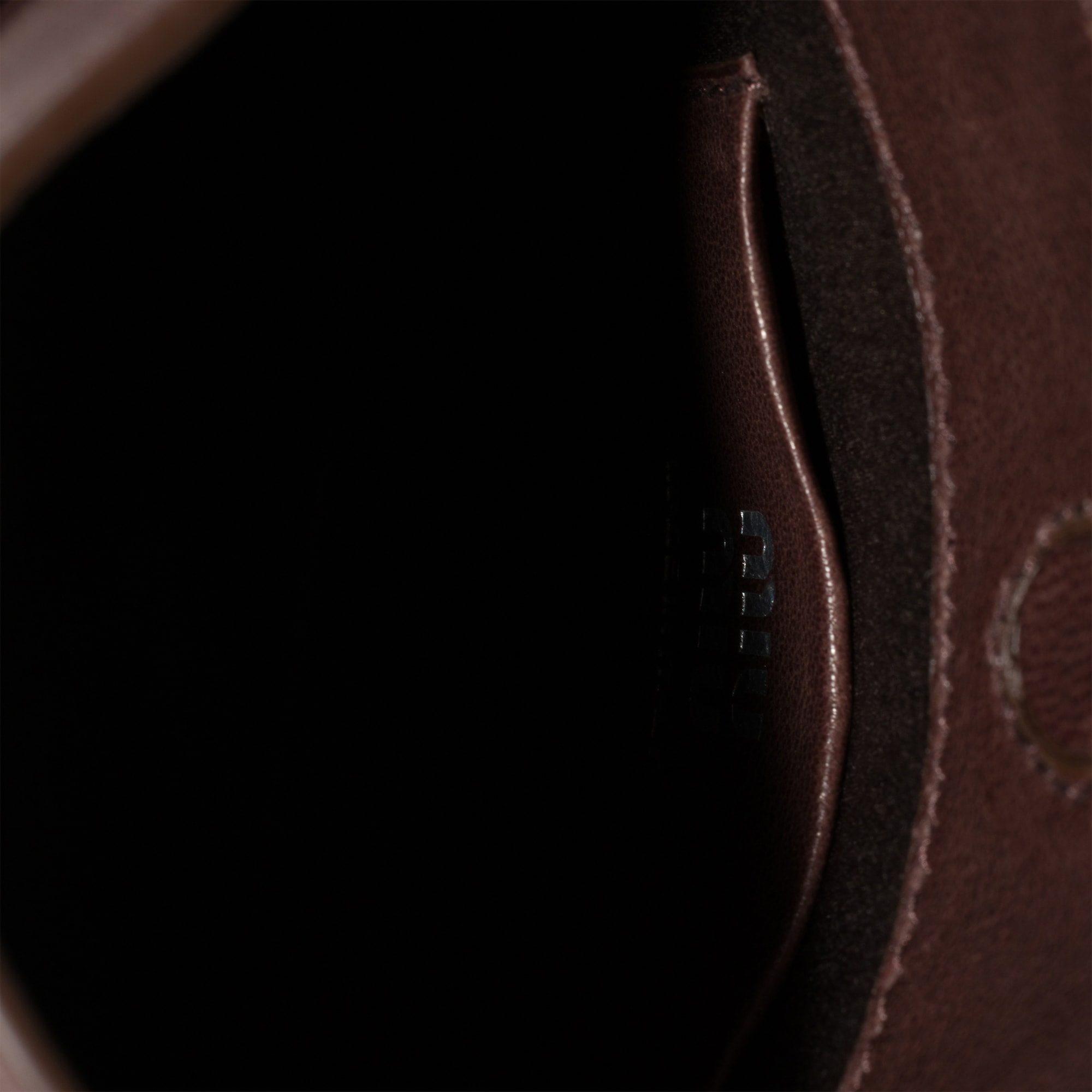  Túi Nữ Miu Miu Nappa Leather Pouch 'Sienna' 