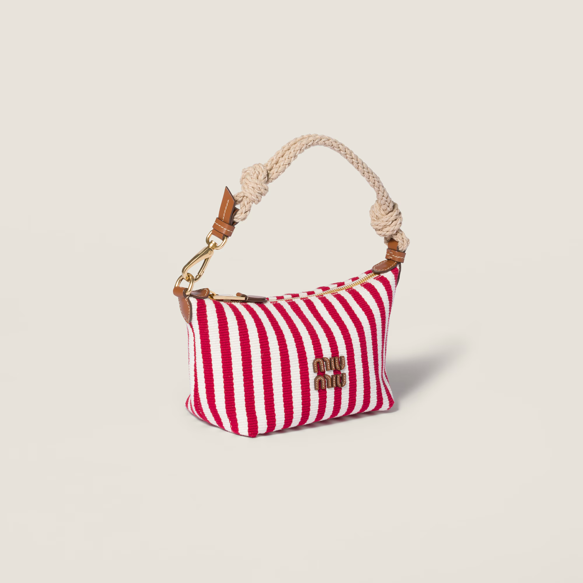  Túi Nữ Miu Miu Spirit Pouch 'Ruby Red' 