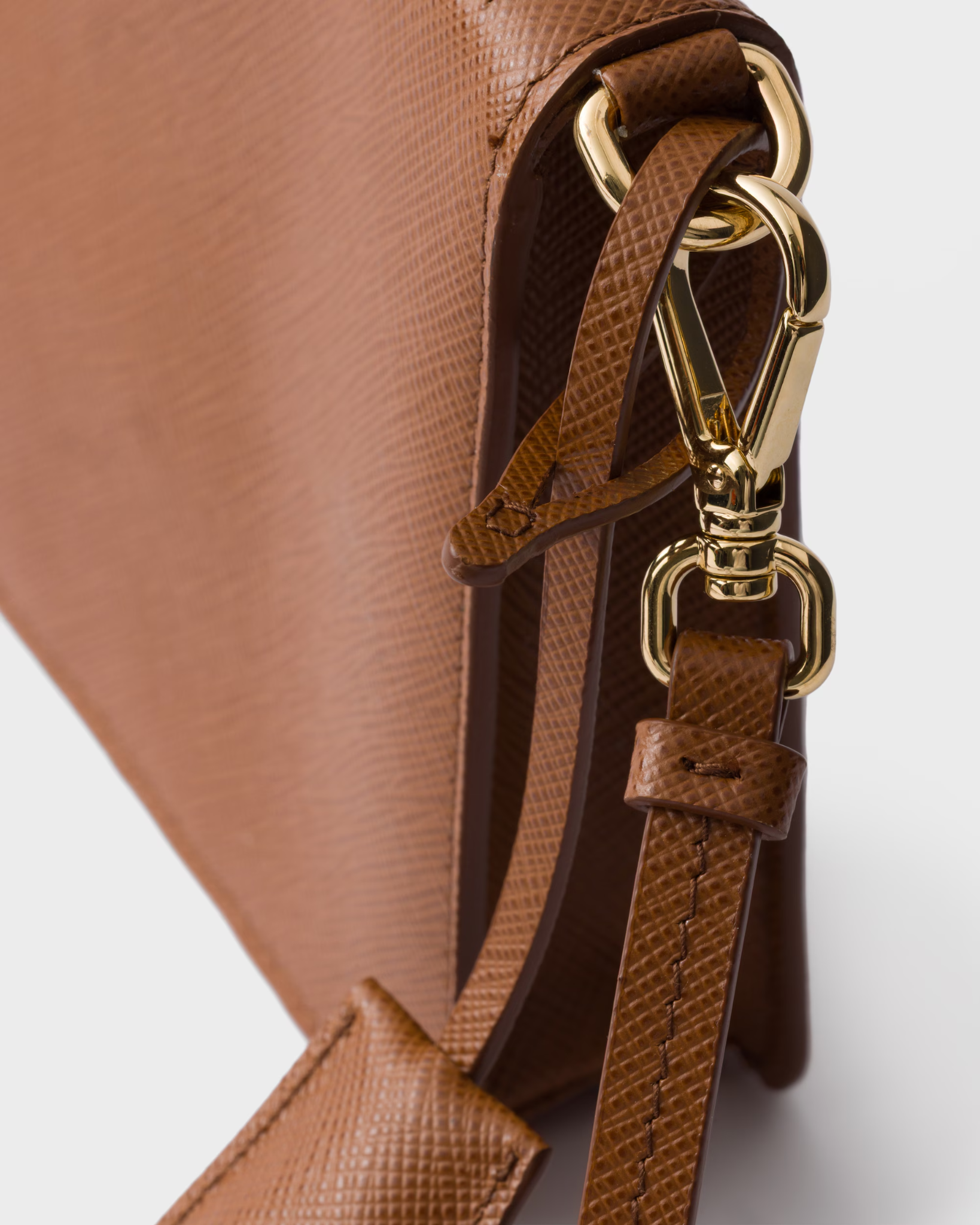  Túi Nữ Prada Saffiano Smartphone Pouch 'Cognac' 