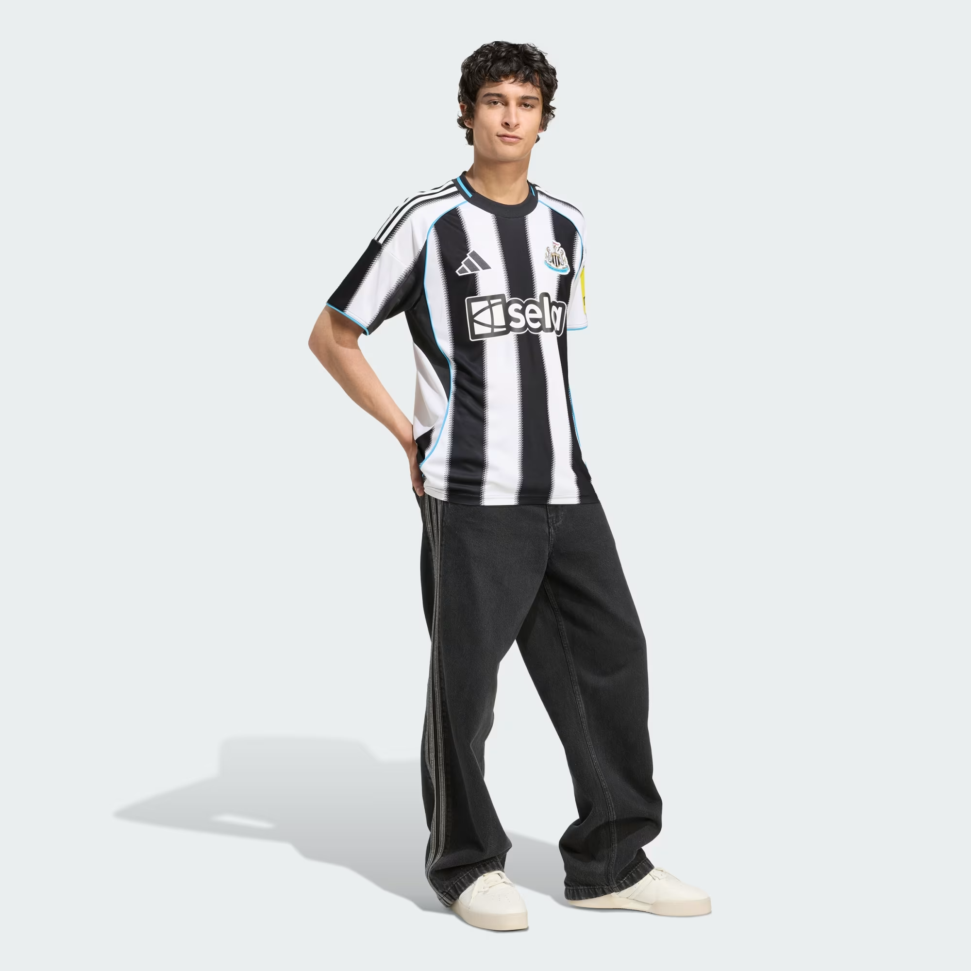  Áo Adidas Newcastle United 2025/26 'Black White' 