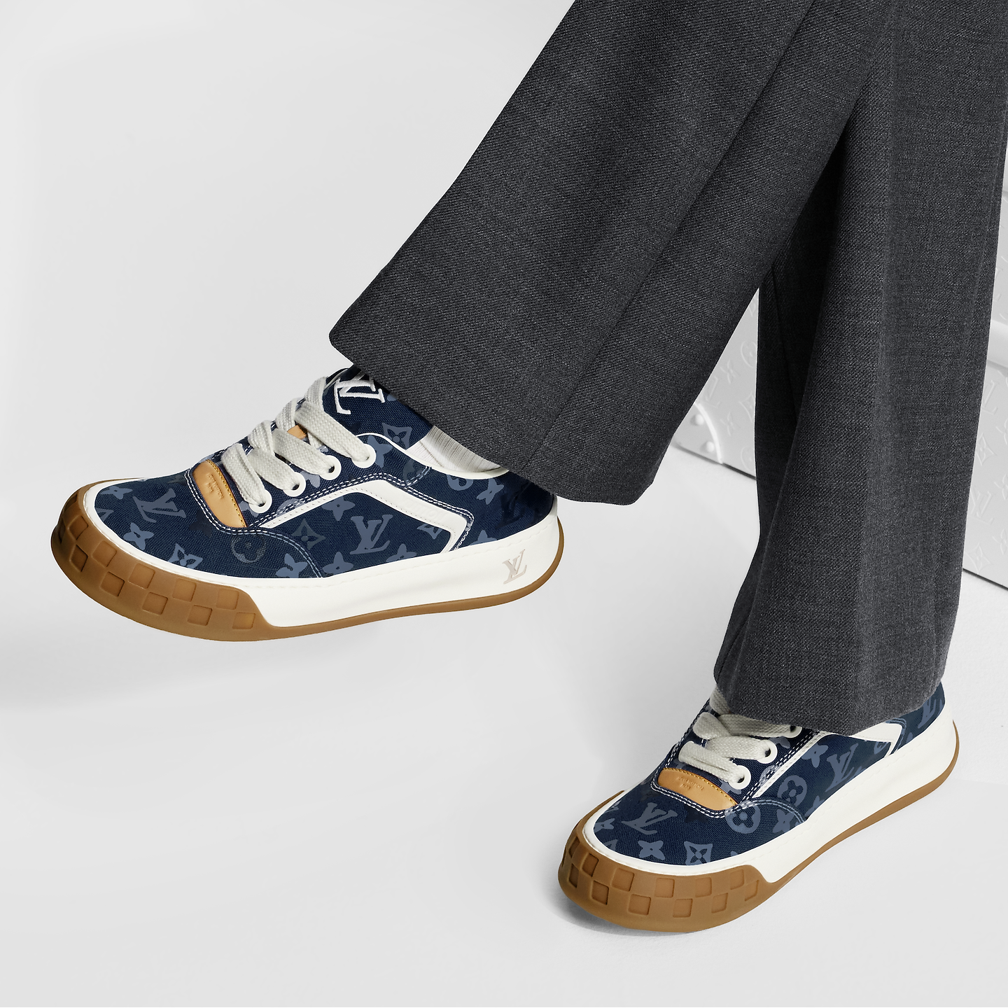  Giày Nam Louis Vuitton LV Tilted Trainers 'Blue' 