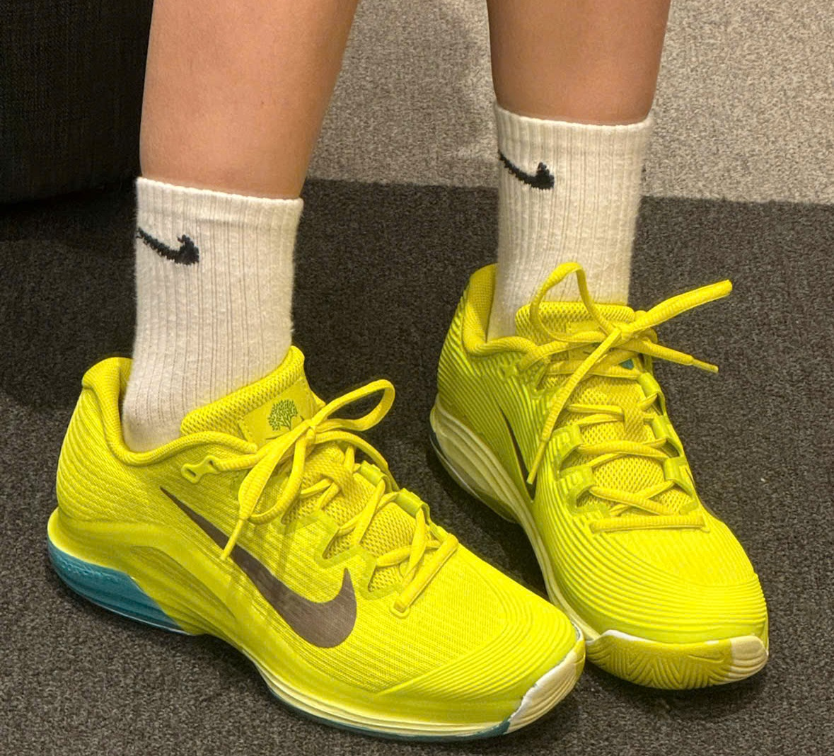  Giày Nữ Nike Vapor 12 Premium 'High Voltage' 