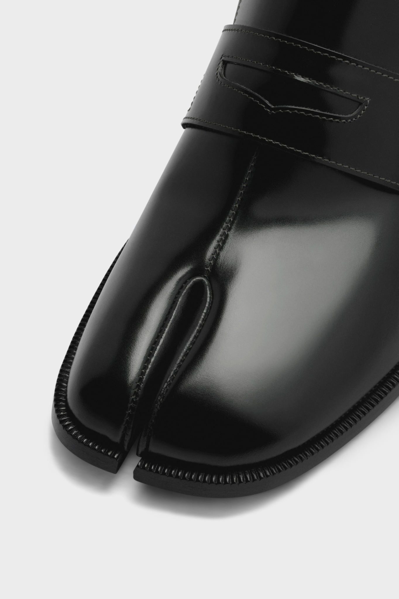  Giày Nam Maison Margiela Tabi Slip-on 'Black' 