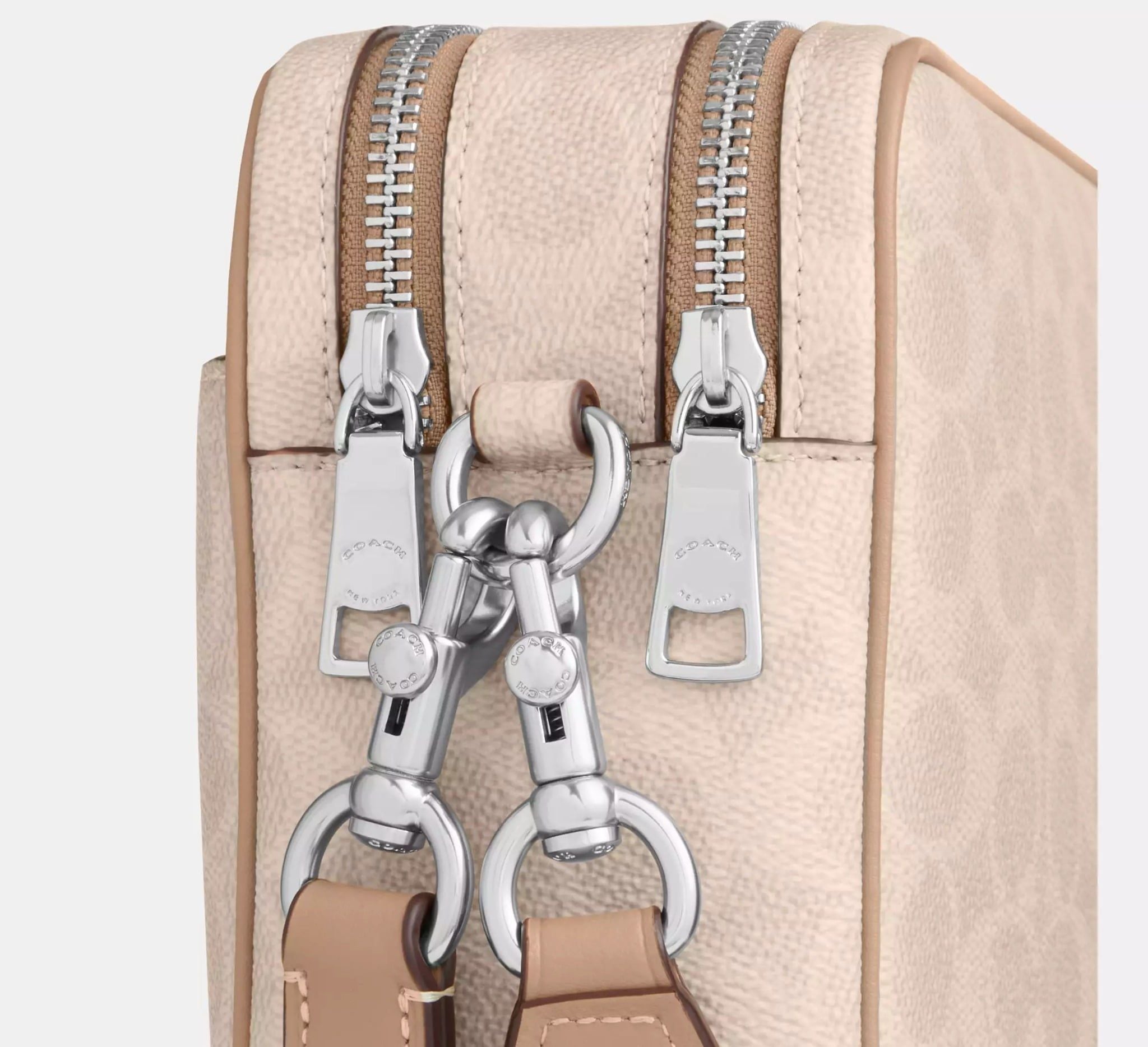  Túi Nữ Coach Carey Crossbody Bag 'Taupe' 