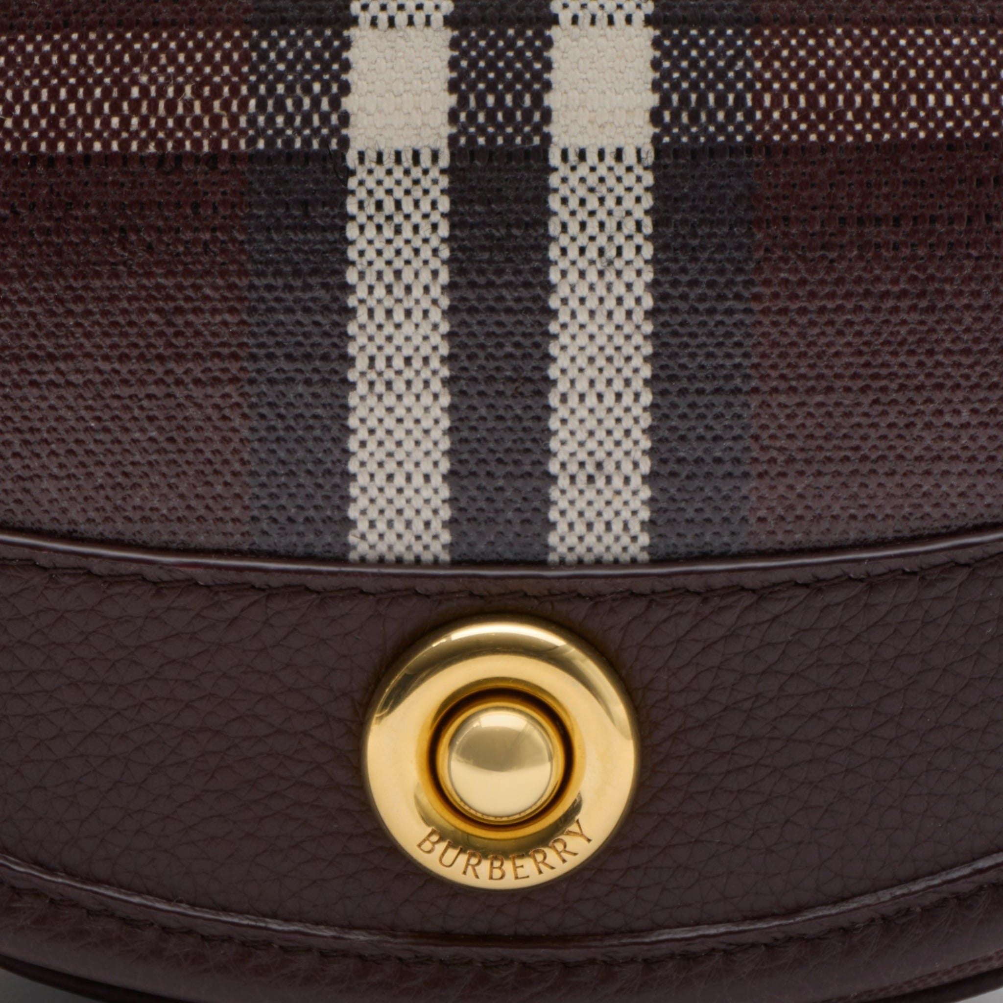  Túi Nữ Burberry Mini Highlands Bag​ 'Mahogany Red' 