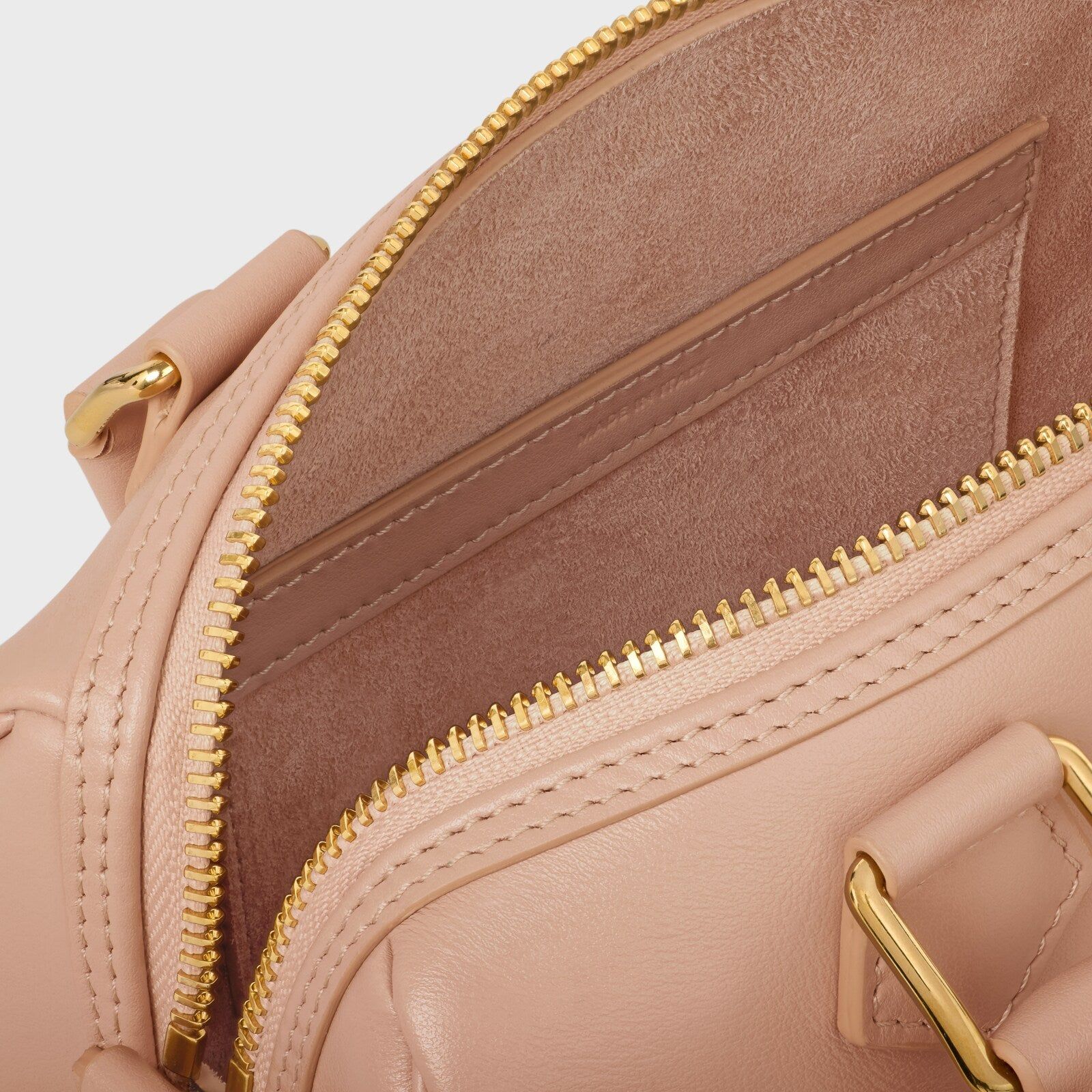  Túi Nữ Celine Small Boston Bag 'Soft Peach' 