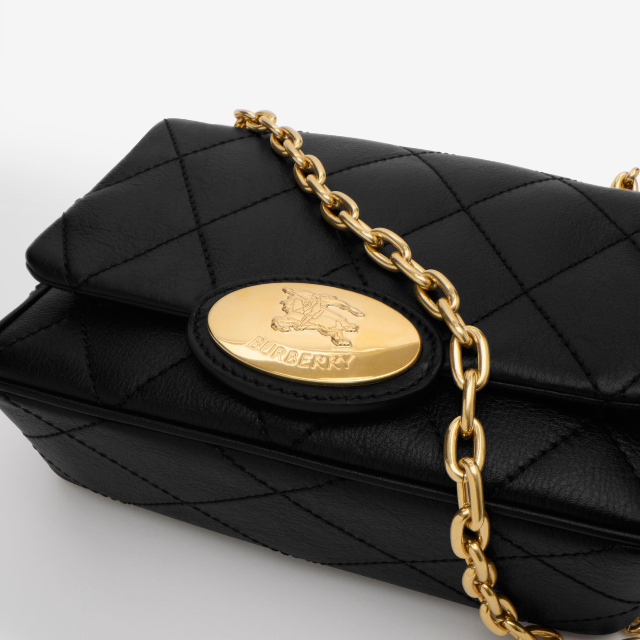  Túi Nữ Burberry Small Strand Bag​ 'Black' 