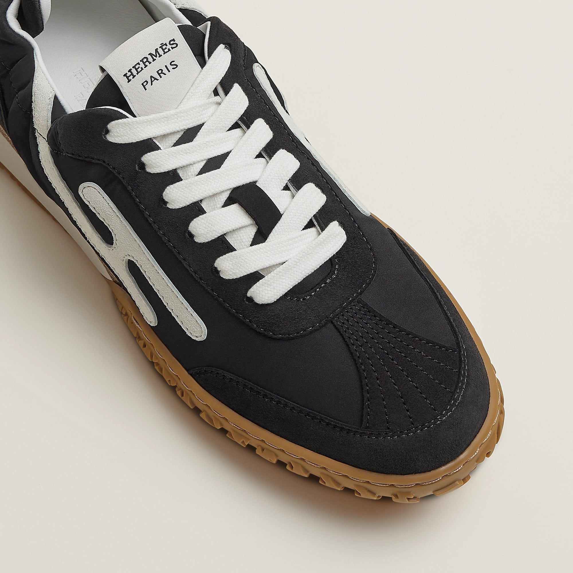  Giày Nữ Hermes Jet Sneaker 'Noir' 