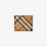  Ví Burberry Tall Check Card Case 'Sand' 