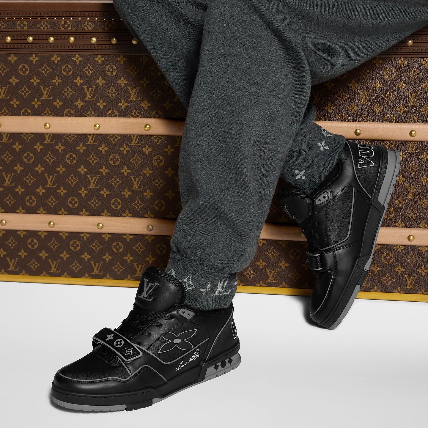  Giày Nam Louis Vuitton LV Trainer 'Black' 