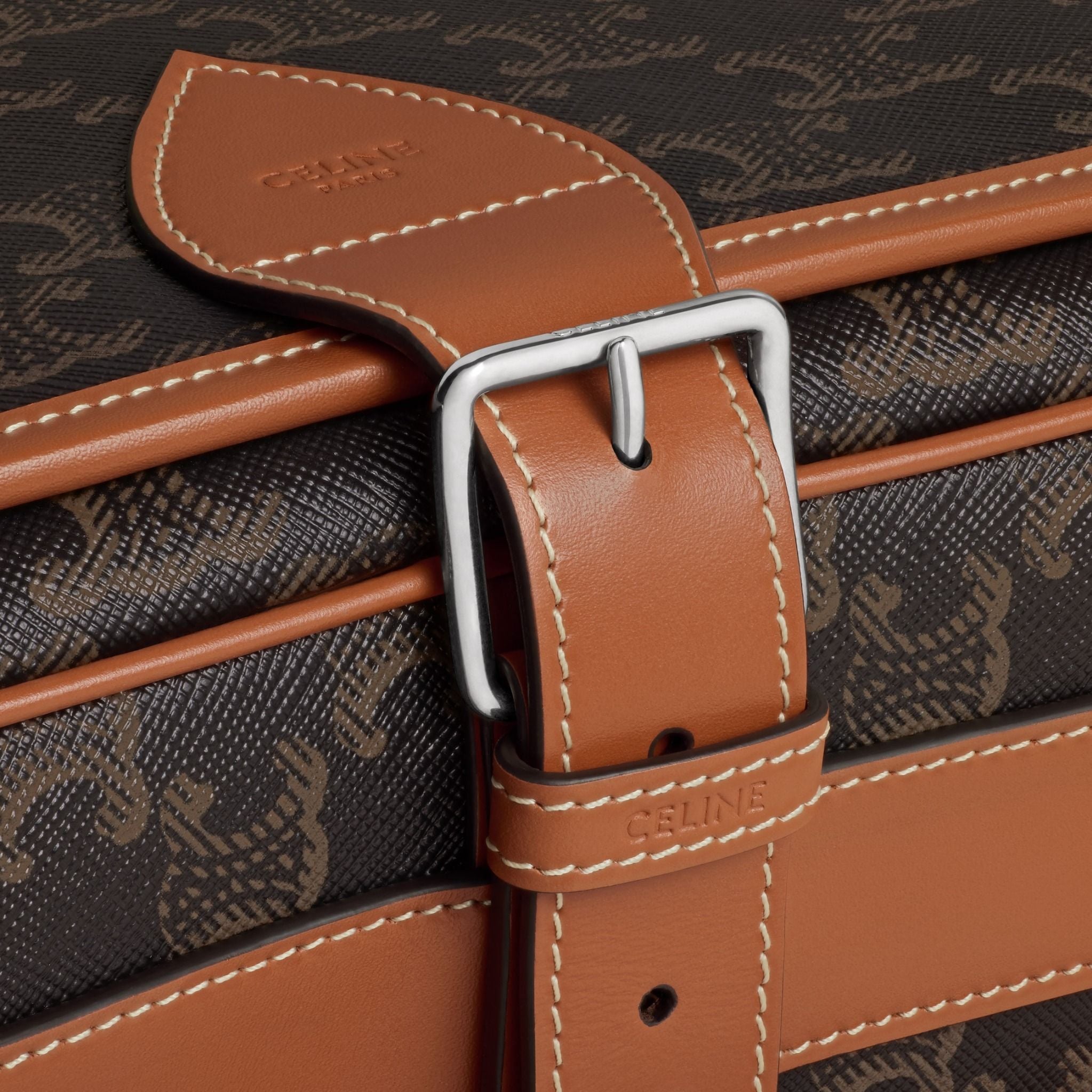  Túi Celine Messenger Folco 'Tan' 
